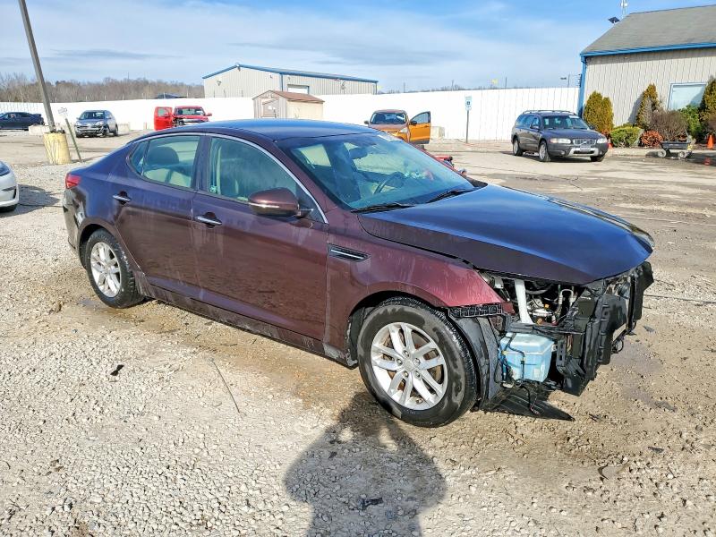 Photo 4 from auction – 2013 KIA OPTIMA with VIN 5XXGM4A76DG140497