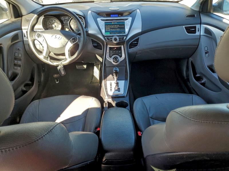Photo 8 from auction – 2012 HYUNDAI ELANTRA GL with VIN 5NPDH4AE0CH119377