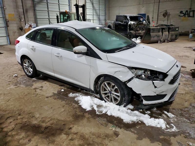 Photo 4 from auction – 2016 FORD FOCUS SE with VIN 1FADP3F28GL359487