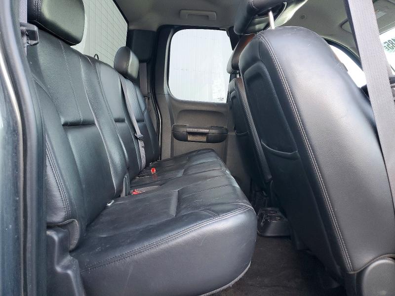 Photo 10 from auction – 2011 CHEVROLET SILVERADO with VIN 1GCRKTE38BZ195057