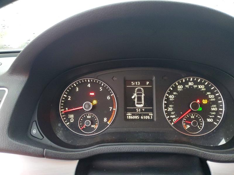 Photo 9 from auction – 2012 VOLKSWAGEN PASSAT with VIN 1VWBP7A30CC010288