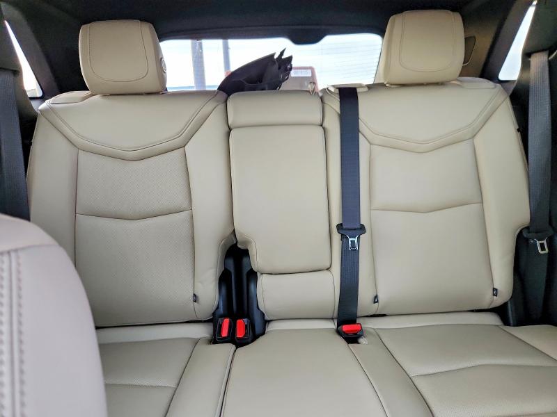 Photo 10 from auction – 2018 CADILLAC XT5 with VIN 1GYKNCRS9JZ207736