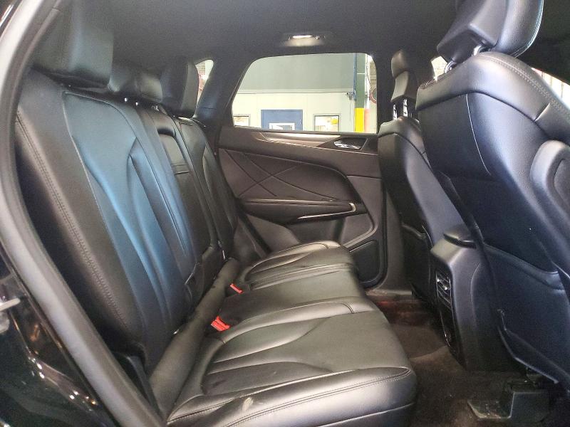 Photo 11 from auction – 2017 LINCOLN MKC with VIN 5LMCJ1D95HUL15558