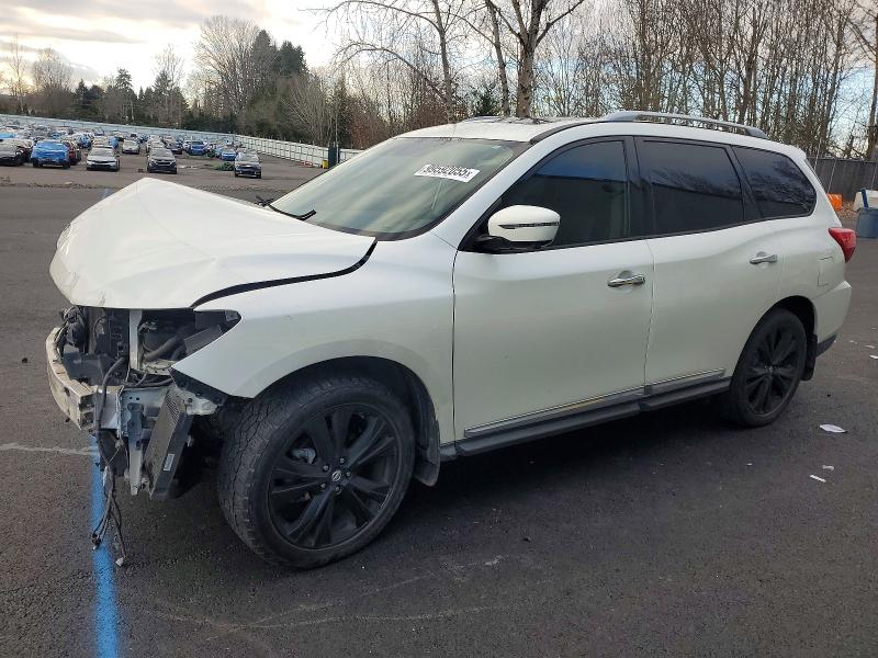NISSAN PATHFINDER 2017 with VIN 5N1DR2MM3HC633355 - Photo from auction