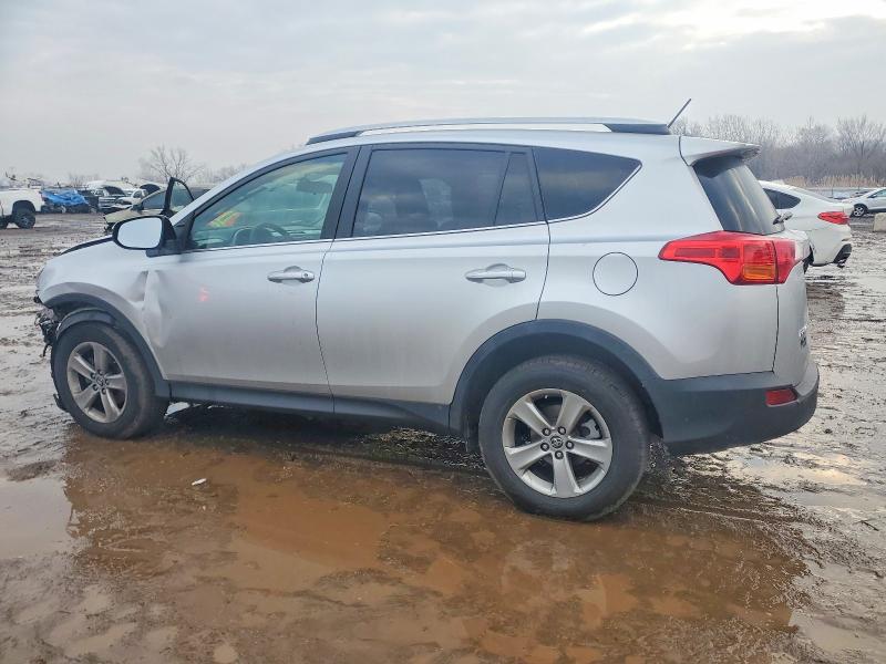 Photo 2 from auction – 2015 TOYOTA RAV4 with VIN 2T3WFREV7FW192555