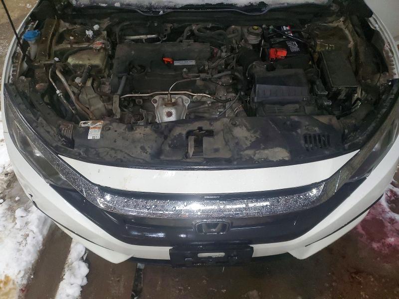 Photo 11 from auction – 2017 HONDA CIVIC LX with VIN 2HGFC2F56HH017586