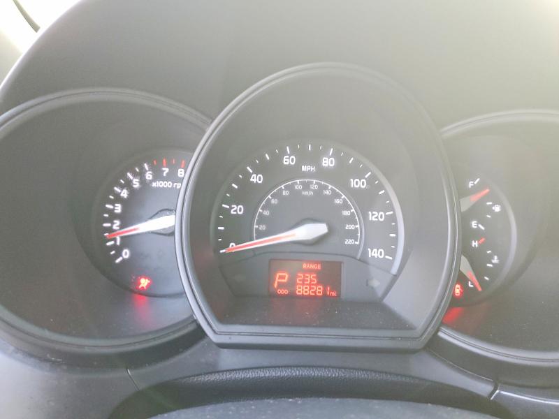 Photo 9 from auction – 2016 KIA RIO with VIN KNADM4A34G6696498