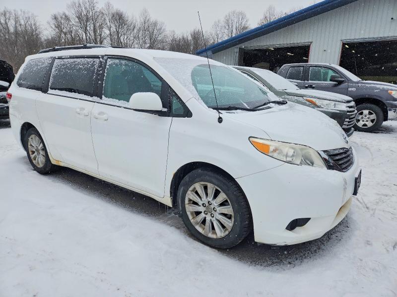 Photo 4 from auction – 2012 TOYOTA SIENNA LE with VIN 5TDJK3DC8CS039988
