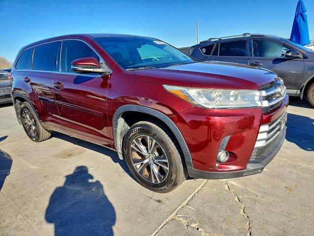 Photo 4 from auction – 2017 TOYOTA HIGHLANDER with VIN 5TDZZRFH9HS201404