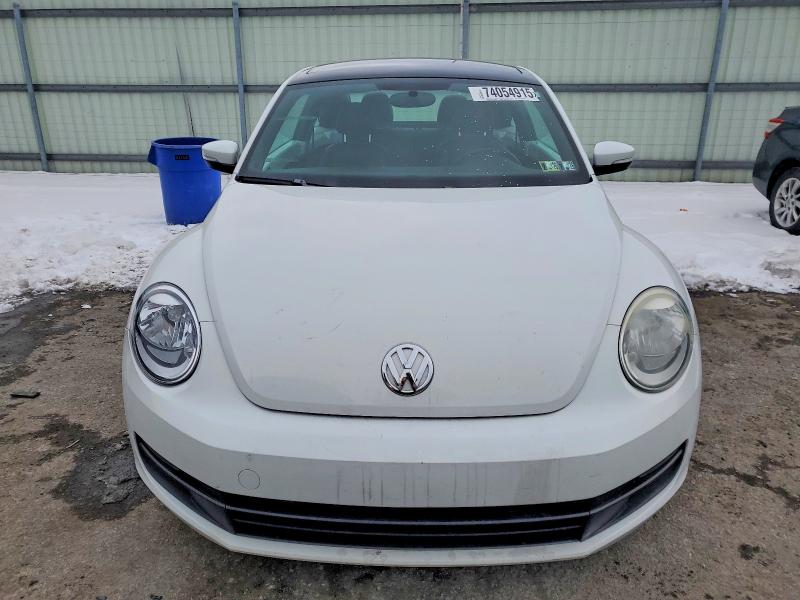 Photo 5 from auction – 2014 VOLKSWAGEN BEETLE with VIN 3VWJ17AT5EM667215