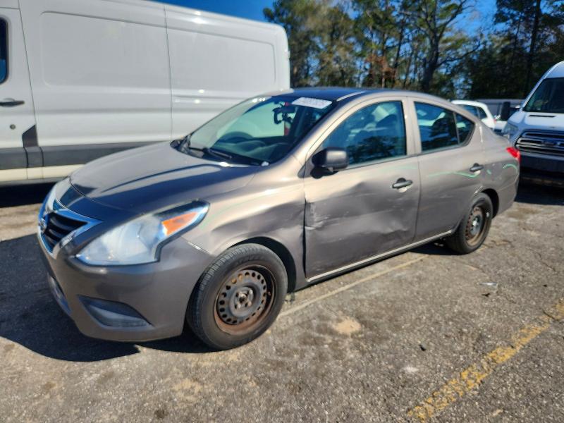 NISSAN VERSA S 2015 with VIN 3N1CN7AP7FL903781 - Photo from auction