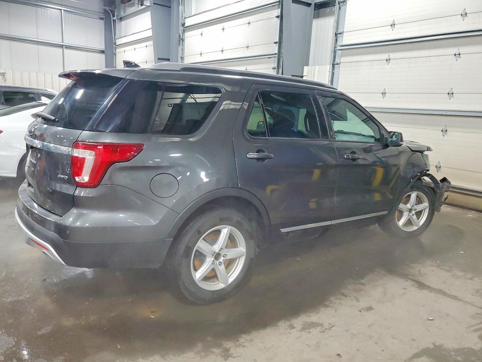 Photo 3 from auction – 2017 FORD EXPLORER with VIN 1FM5K8D8XHGA75835