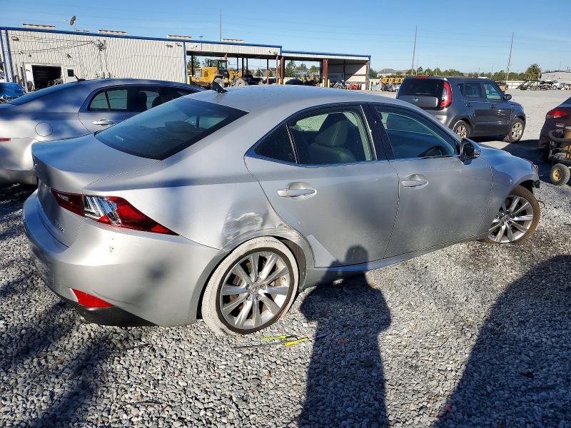 Photo 3 from auction – 2016 LEXUS IS 200T with VIN JTHBA1D21G5019398