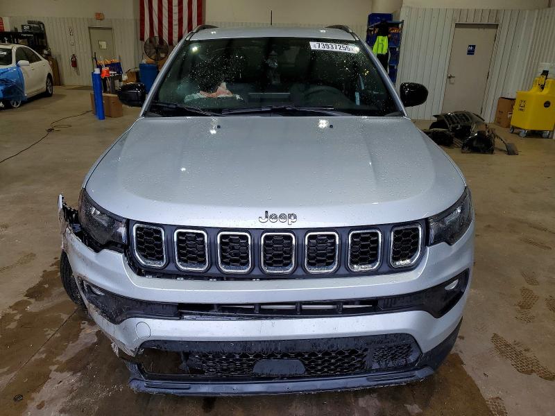 Photo 5 from auction – 2024 JEEP COMPASS with VIN 3C4NJDBN2RT107232