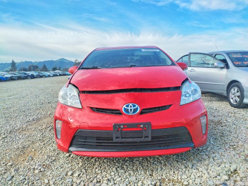 Photo 5 from auction – 2015 TOYOTA PRIUS with VIN JTDKN3DU1F0426815