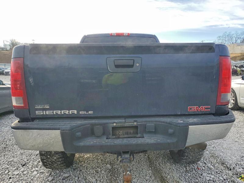 Photo 6 from auction – 2011 GMC SIERRA K15 with VIN 1GTR2VE36BZ136830