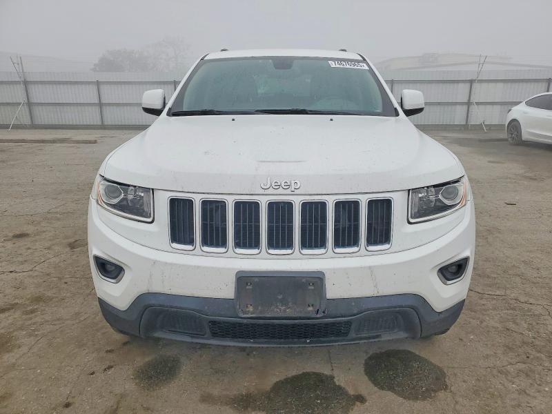 Photo 5 from auction – 2015 JEEP GRAND CHER with VIN 1C4RJFAGXFC214715