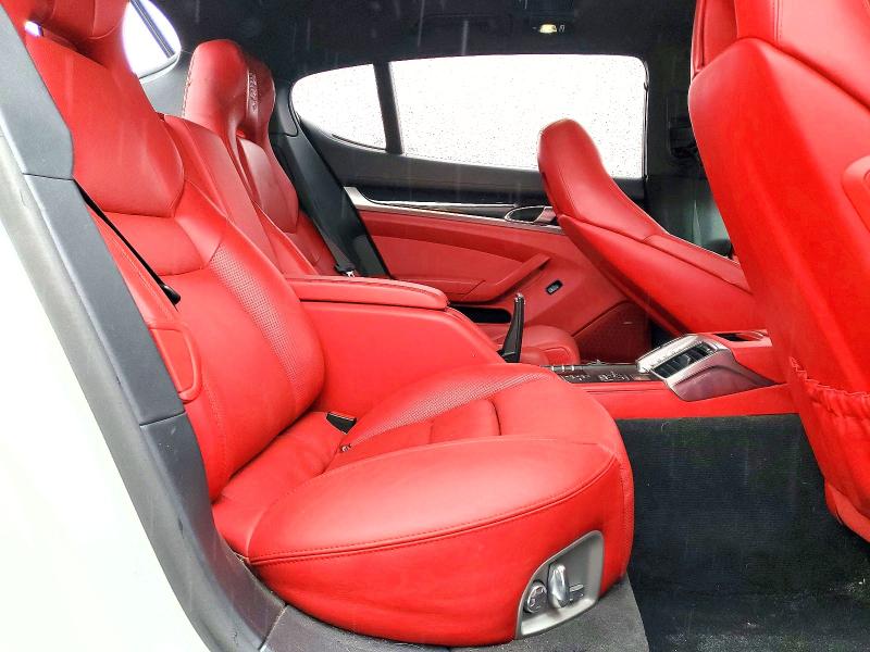 Photo 10 from auction – 2014 PORSCHE PANAMERA 4 with VIN WP0BB2A77EL063631