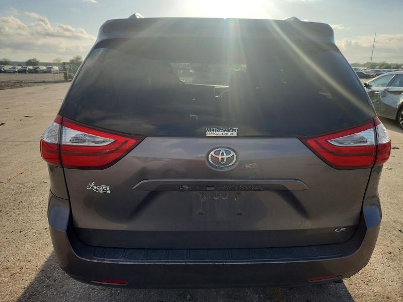 Photo 6 from auction – 2017 TOYOTA SIENNA with VIN 5TDKZ3DC1HS803056
