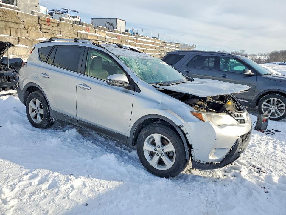 Photo 4 from auction – 2013 TOYOTA RAV4 XLE with VIN JTMRFREVXD5014415