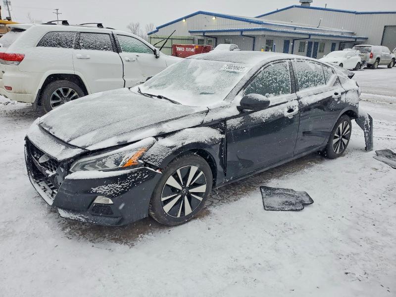 NISSAN ALTIMA SV 2021 with VIN 1N4BL4DV0MN417579 - Photo from auction