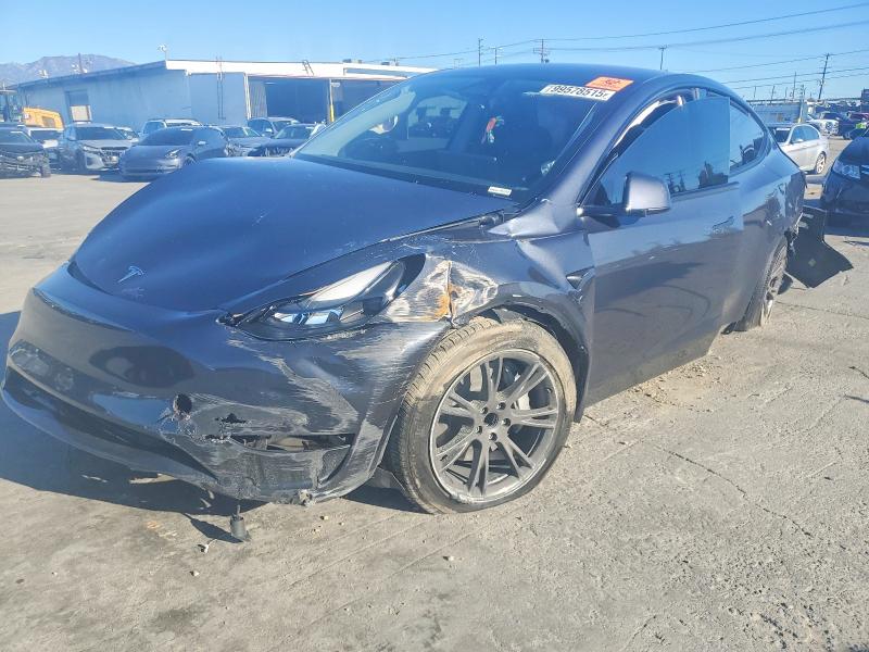 TESLA MODEL Y 2025 with VIN 7SAYGDED8SF266858 - Photo from auction