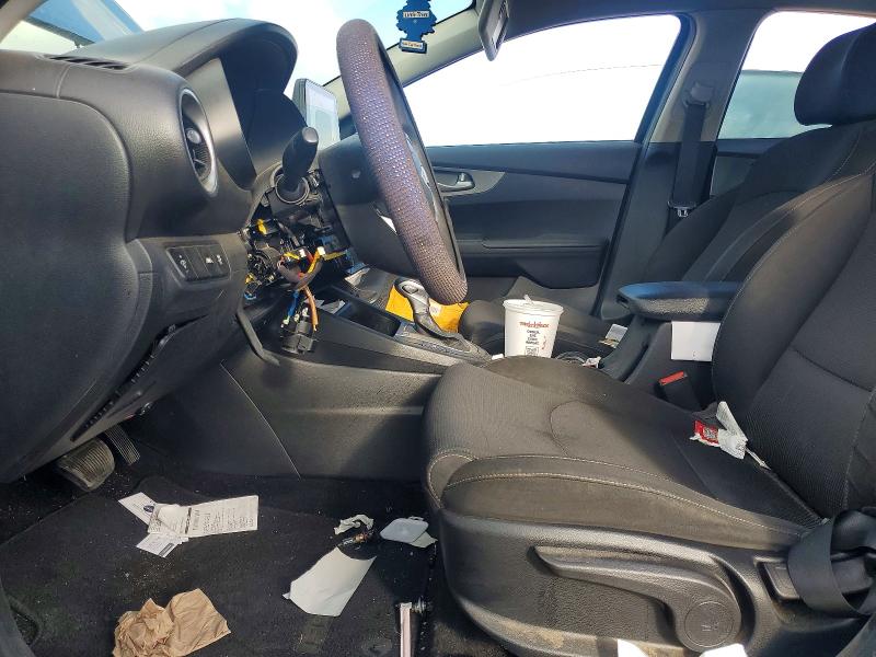Photo 7 from auction – 2019 KIA FORTE with VIN 3KPF24AD7KE050613