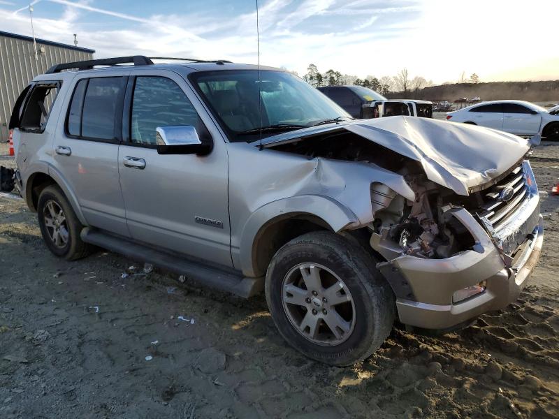 Photo 4 from auction – 2007 FORD EXPLORER with VIN 1FMEU63E17UB04256