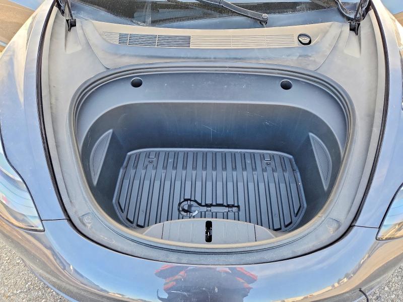 Photo 11 from auction – 2023 TESLA MODEL 3 with VIN 5YJ3E1EA9PF572380
