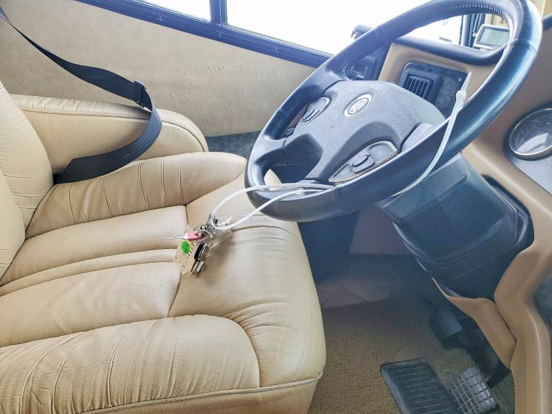 Photo 6 from auction – 2012 MONACO UNKNOWN with VIN 51Z4D5617C1056502