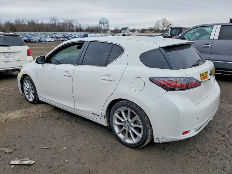 Photo 2 from auction – 2012 LEXUS CT 200 with VIN JTHKD5BH2C2079417
