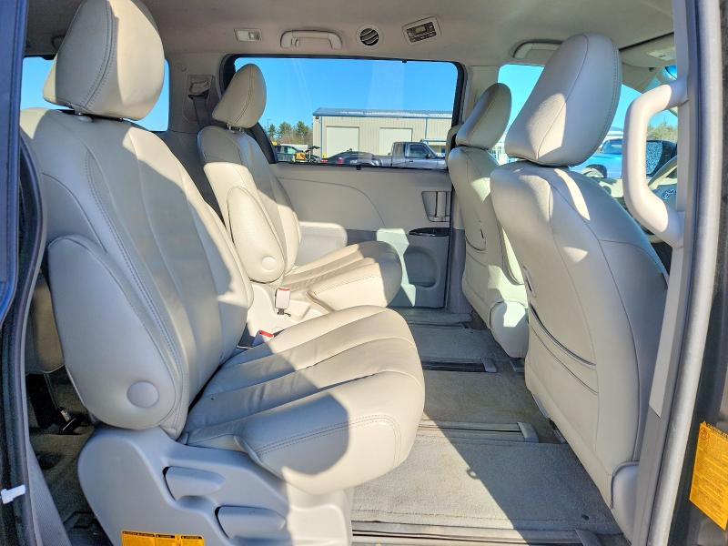 Photo 11 from auction – 2013 TOYOTA SIENNA LE with VIN 5TDJK3DC3DS068915
