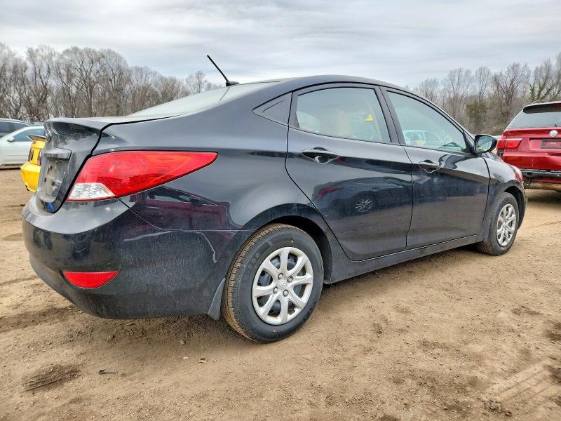 Photo 3 from auction – 2013 HYUNDAI ACCENT GLS with VIN KMHCT4AE8DU415468