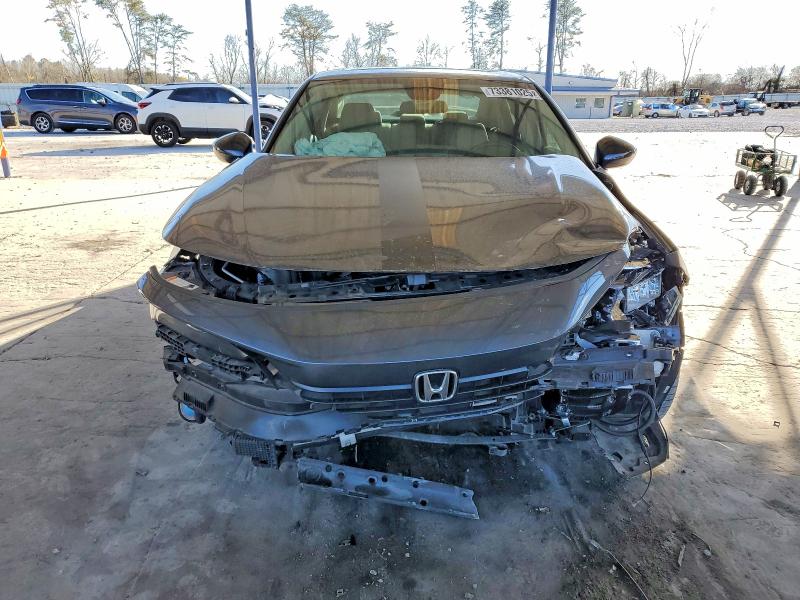 Photo 5 from auction – 2022 HONDA CIVIC EX with VIN 2HGFE1F71NH323273