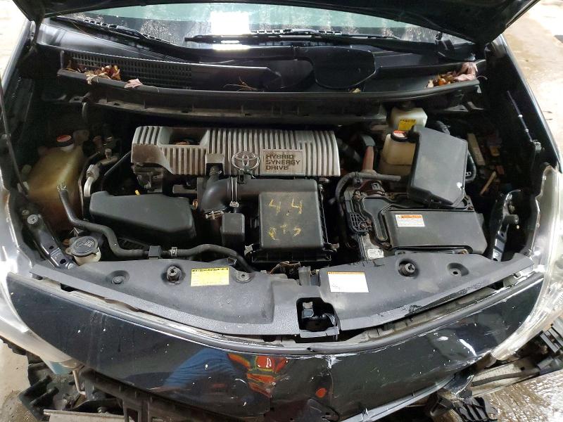 Photo 11 from auction – 2015 TOYOTA PRIUS V with VIN JTDZN3EU4FJ016761
