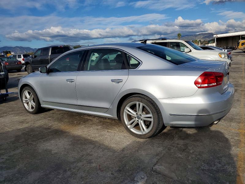 Photo 2 from auction – 2015 VOLKSWAGEN PASSAT with VIN 1VWBV7A36FC083613