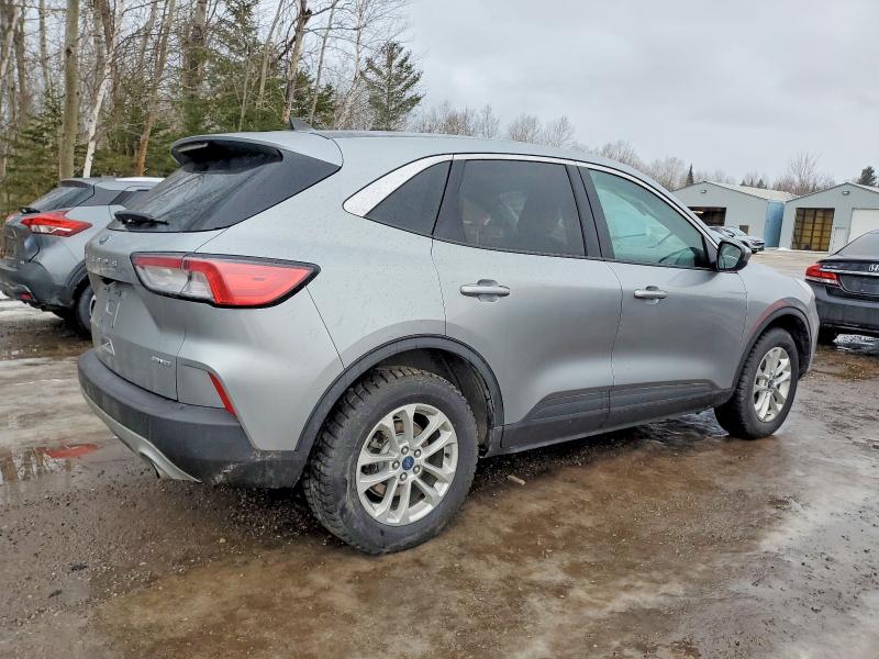 Photo 3 from auction – 2021 FORD ESCAPE SE with VIN 1FMCU9G68MUA71750
