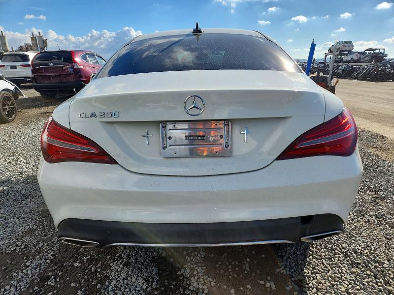 Photo 6 from auction – 2018 MERCEDES-BENZ CLA with VIN WDDSJ4EB5JN524245