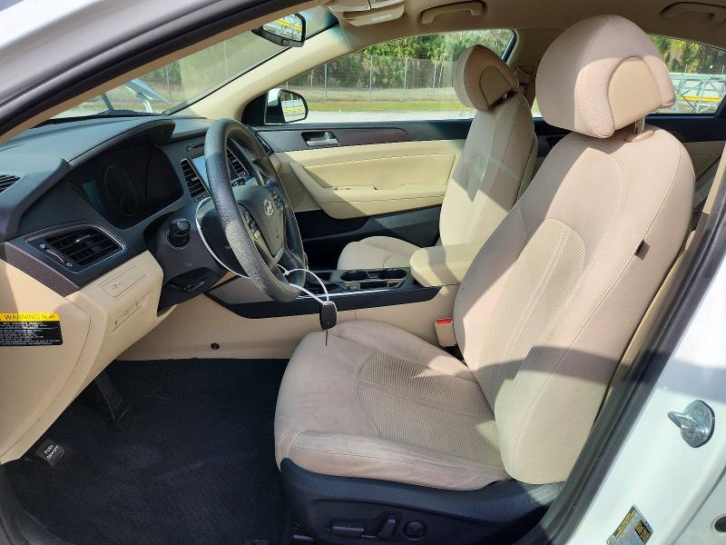 Photo 7 from auction – 2016 HYUNDAI SONATA SE with VIN 5NPE34AF1GH283142