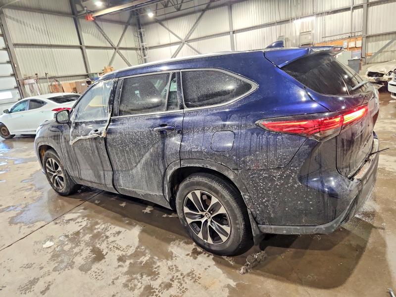 Photo 2 from auction – 2021 TOYOTA HIGHLANDER with VIN 5TDGZRBH3MS547181