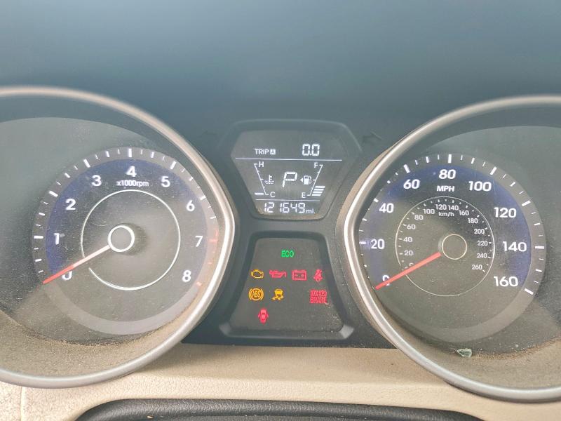 Photo 9 from auction – 2016 HYUNDAI ELANTRA with VIN 5NPDH4AE3GH744362