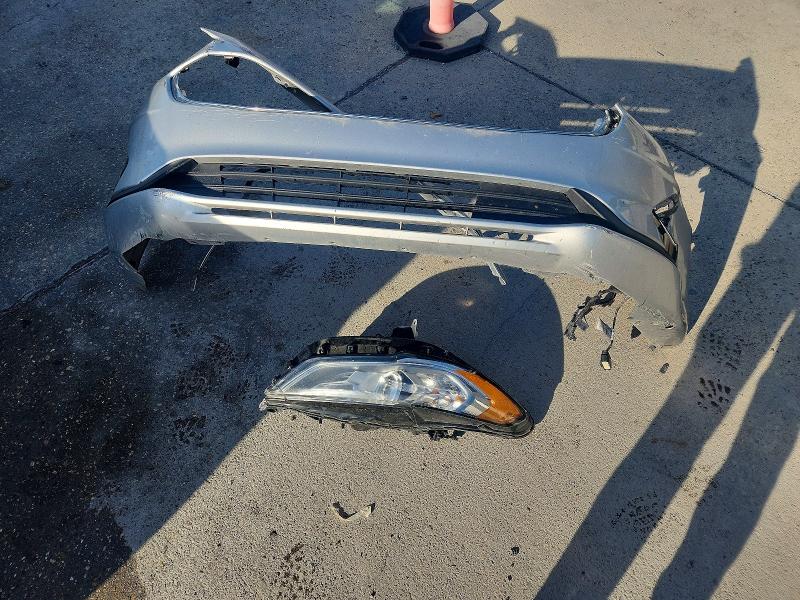 Photo 12 from auction – 2019 FORD FUSION SE with VIN 3FA6P0HD6KR246640