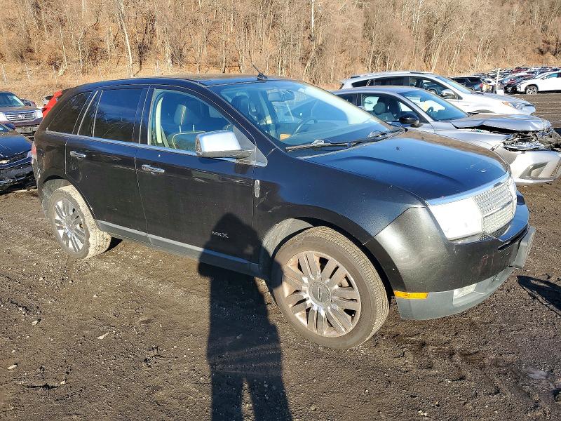 Photo 4 from auction – 2010 LINCOLN MKX with VIN 2LMDJ8JC4ABJ04951