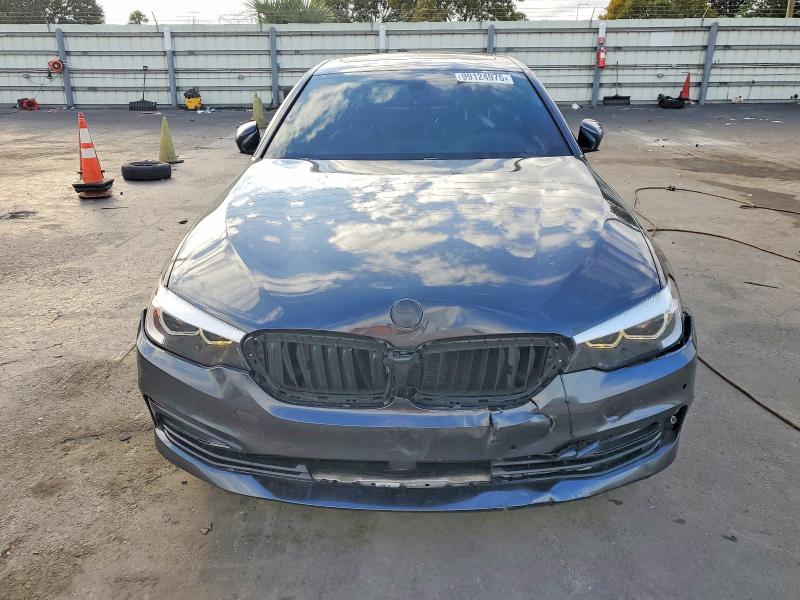 Photo 5 from auction – 2017 BMW 530 with VIN WBAJA5C36HWA35218