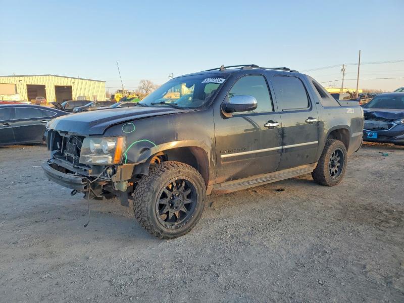 CHEVROLET AVALANCHE 2010 with VIN 3GNVKGE05AG237136 - Photo from auction