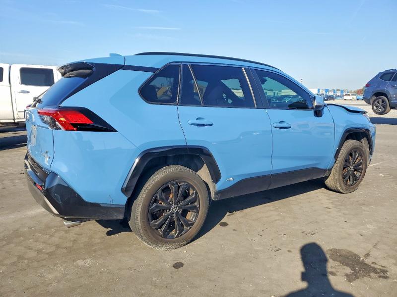 Photo 3 from auction – 2022 TOYOTA RAV4 SE with VIN JTM16RFV5ND525632