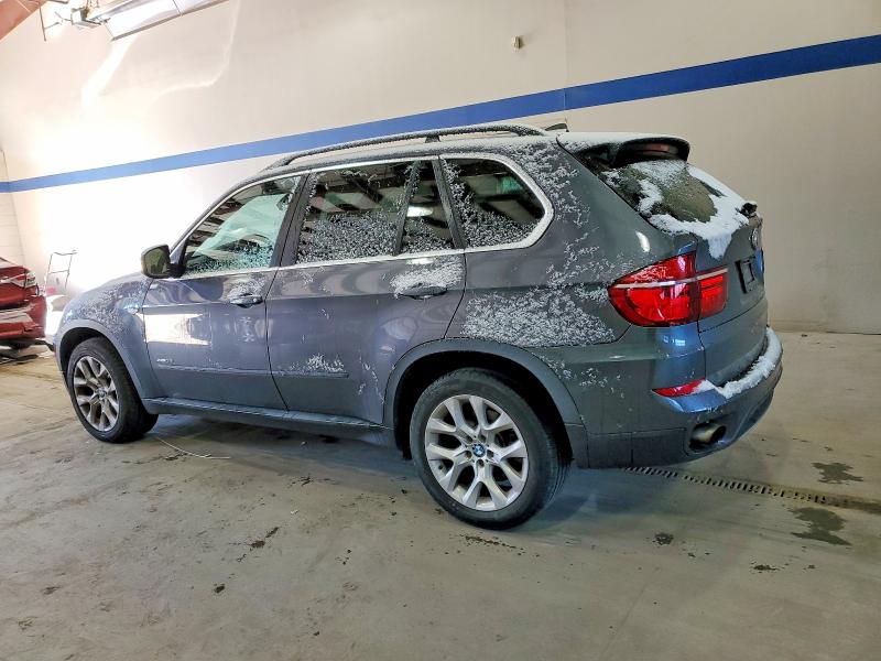 Photo 2 from auction – 2013 BMW X5 XDRIVE3 with VIN 5UXZV4C54D0E11156