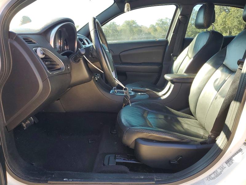 Photo 7 from auction – 2011 CHRYSLER 200 LIMITE with VIN 1C3BC2FG4BN548402