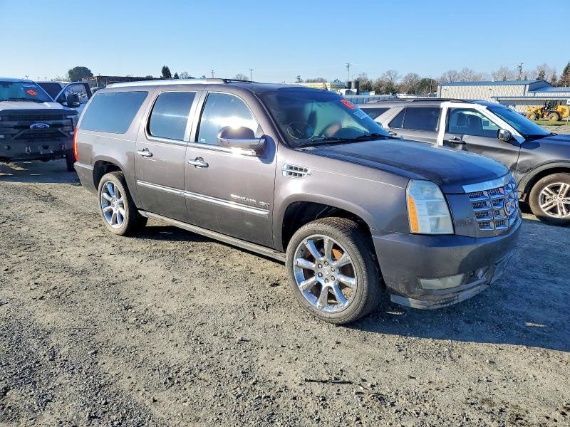 Photo 4 from auction – 2010 CADILLAC ESCALADE E with VIN 1GYUKJEF1AR103157