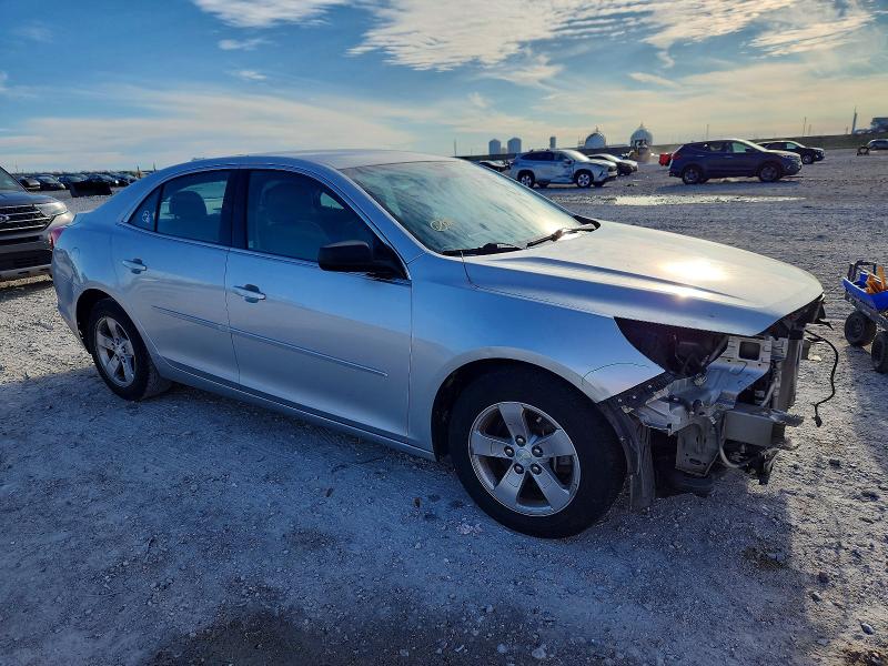 Photo 4 from auction – 2015 CHEVROLET MALIBU LS with VIN 1G11B5SL3FU153422